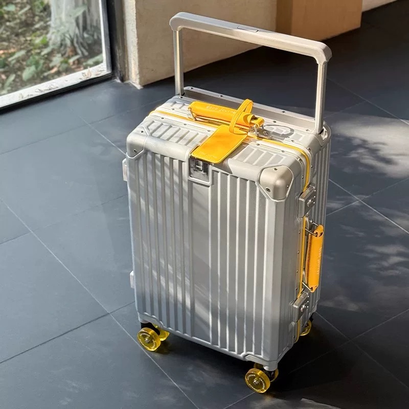 Valigia MIGEBAO con struttura  - Aluminum Frame Carry On Luggage recensione e prezzo